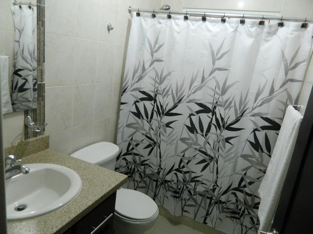 Ferienwohnung Residencial Vista Del Bosque Santiago De Los Caballeros Exterior foto